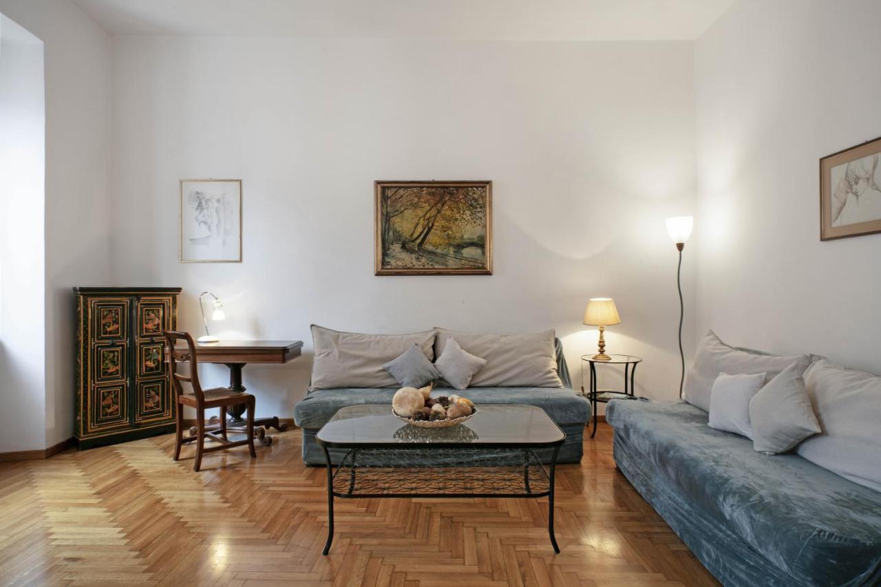 Trevi Fountain Apartment Рим Екстер'єр фото