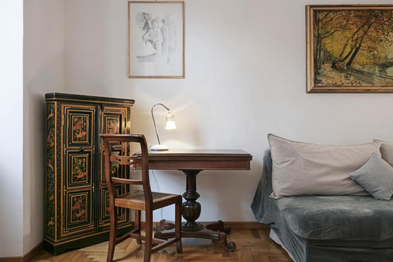 Trevi Fountain Apartment Рим Екстер'єр фото